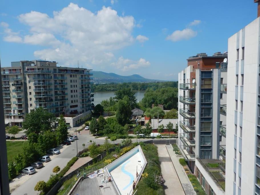 Imadnivalo Medences Hotellakas Szaunaval. Apartment Budapest