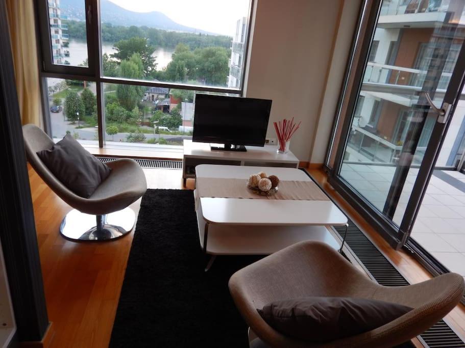 Apartment Imadnivalo Medences Hotellakas Szaunaval. *